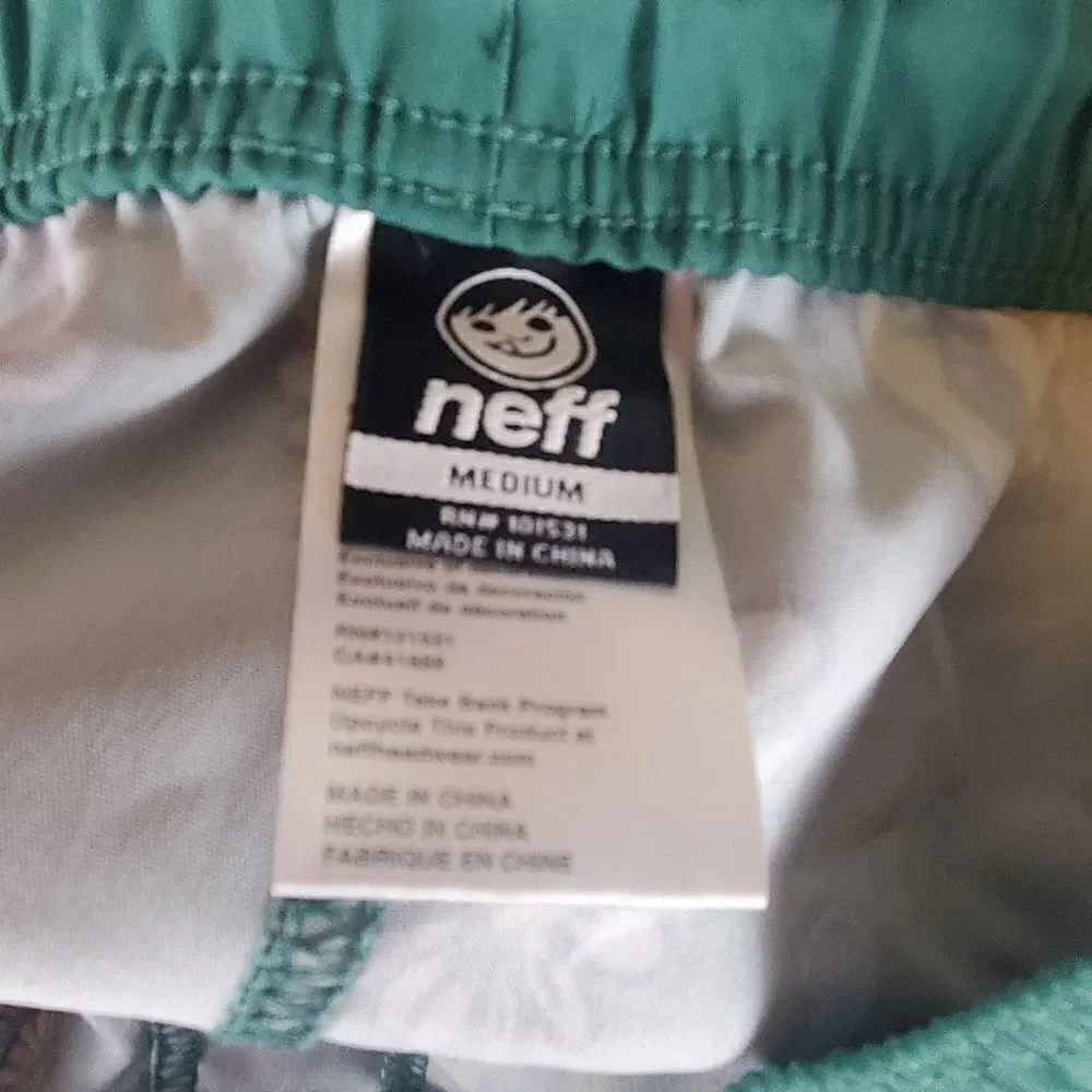Neff Green Peace Mushroom Print Swim Trunks Size medium